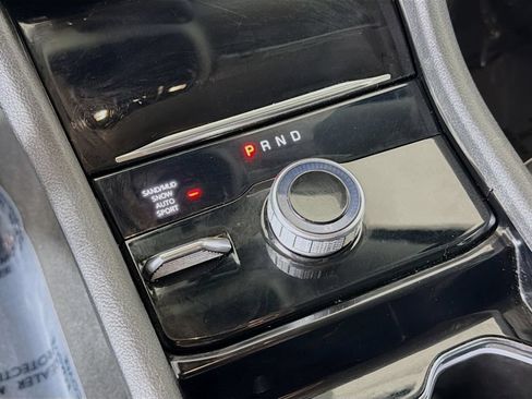 Used 2023 Jeep Grand Cherokee Limited AWD/4WD image 41