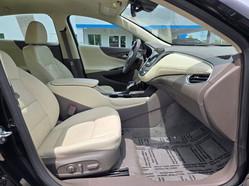 Used 2024 Chevrolet Malibu LT image 6