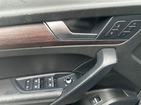 Used 2022 Audi Q5 2.0T Premium Plus image 12