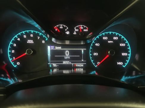 Used 2016 Chevrolet Colorado LT w/ LT Convenience Package RWD image 11