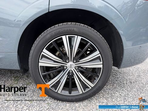 Used 2023 Volvo XC60 B5 Plus AWD/4WD image 20