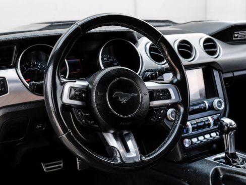 Used 2020 Ford Mustang GT Premium RWD image 19