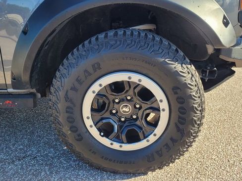 Certified 2022 Ford Bronco Outer Banks image 11