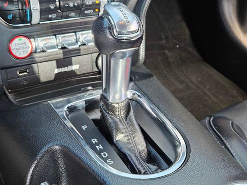 Used 2015 Ford Mustang Premium RWD image 23