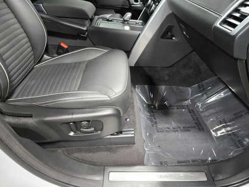Used 2023 Land Rover Discovery S R-Dynamic AWD/4WD image 58