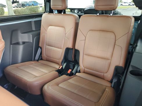 Used 2024 Ford Bronco Heritage Edition image 13