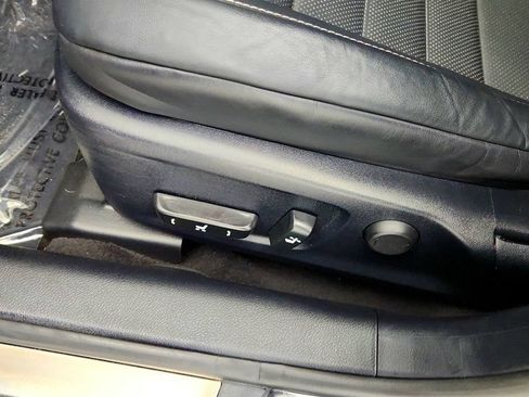 Used 2018 Lexus IS 350 AWD image 12