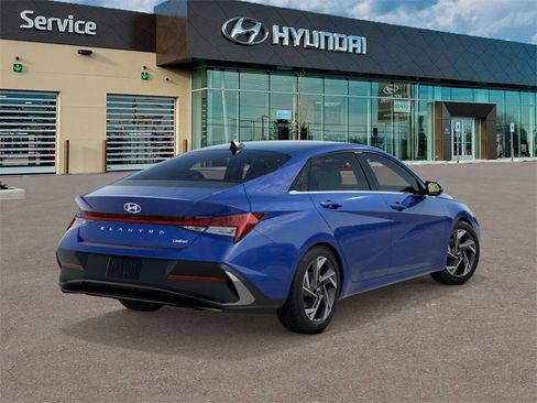 New 2026 Hyundai Elantra Limited image 4