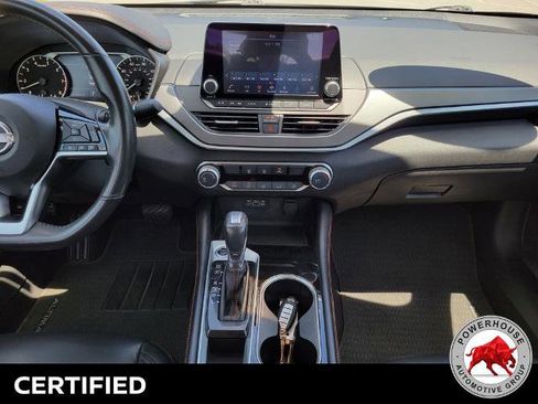Used 2024 Nissan Altima 2.5 SR FWD image 19