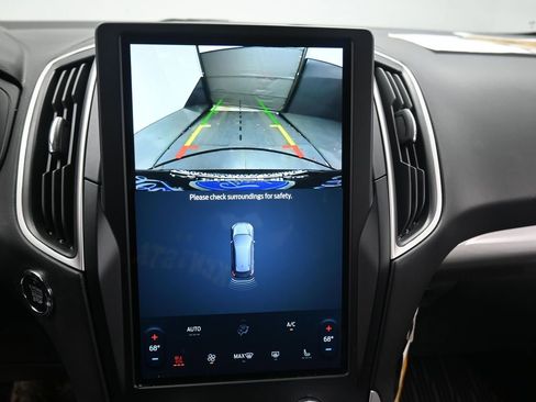 Certified 2024 Ford Edge SEL w/ Convenience Package image 16