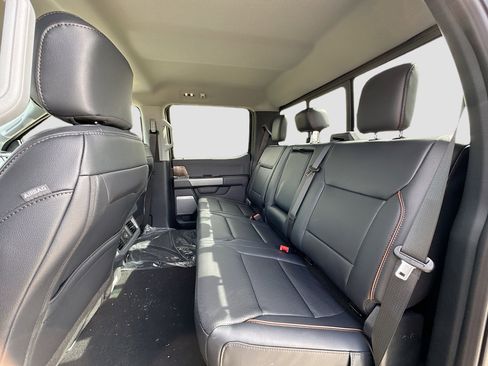 New 2026 Ford F250 Lariat w/ Black Appearance Package image 17