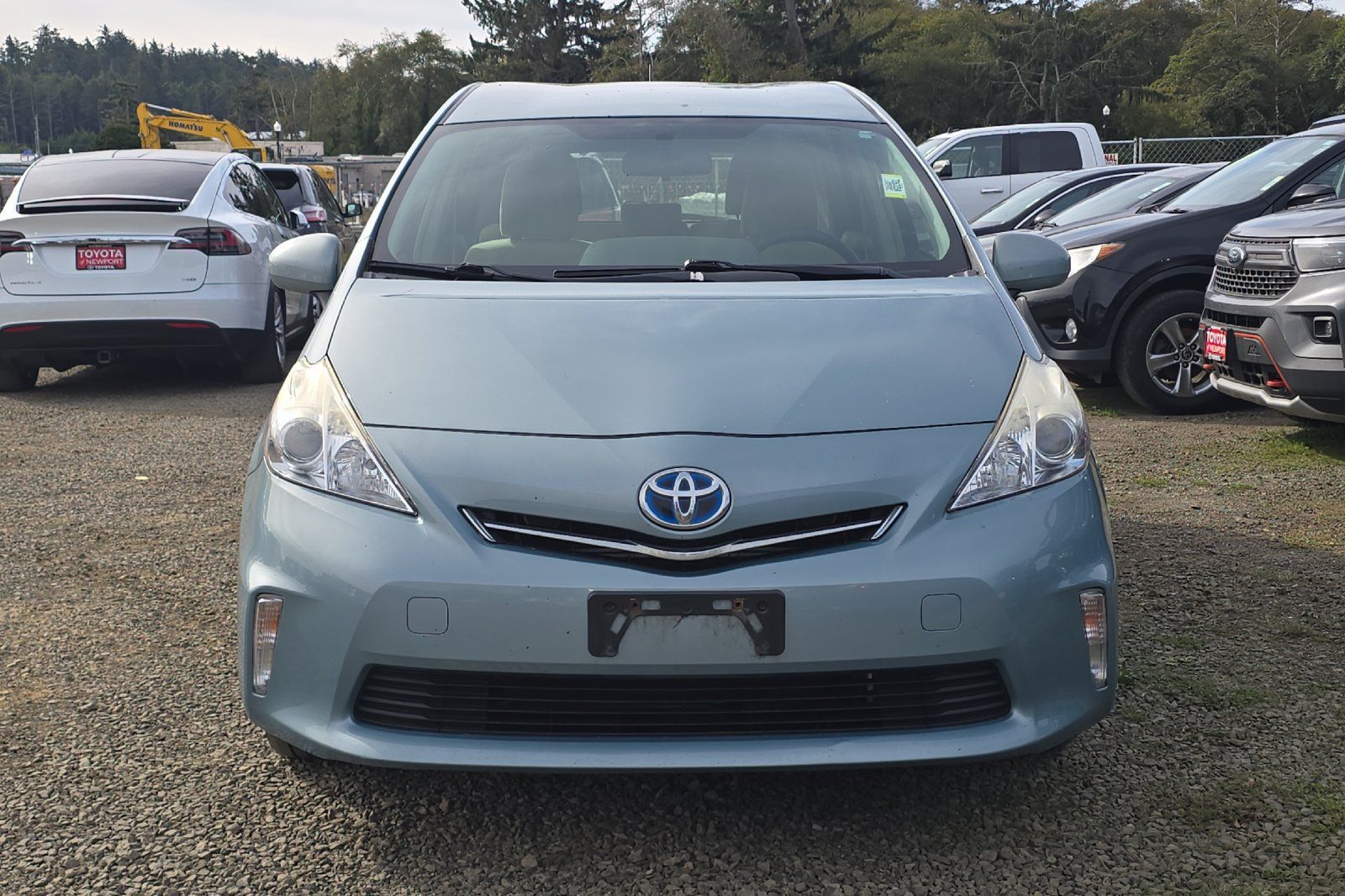 Used 2014 Toyota Prius V Three FWD image 3