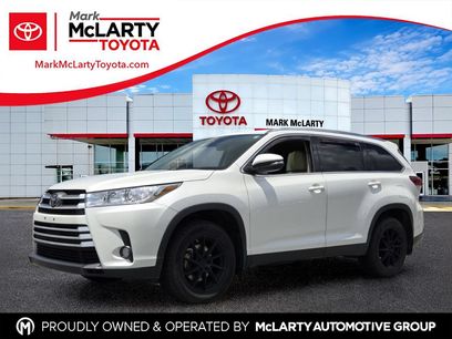 Used 2019 Toyota Highlander XLE
