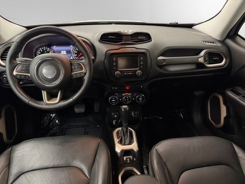 Used 2016 Jeep Renegade Limited AWD/4WD image 10