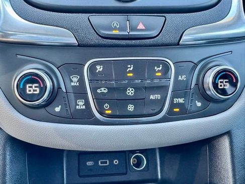 Used 2024 Chevrolet Equinox LT AWD/4WD image 14