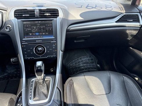 Used 2014 Ford Fusion Titanium AWD/4WD image 26