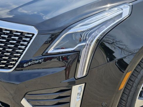 New 2026 Cadillac XT5 Luxury image 5