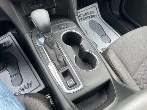 Used 2024 Chevrolet Equinox LT image 9