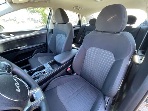 Used 2025 Kia K5 LXS image 35