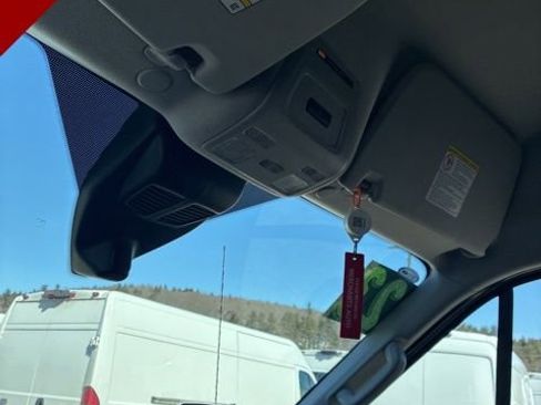Used 2023 Ford Transit 250 Medium Roof image 20
