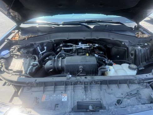 Used 2023 Ford Explorer XLT w/ Equipment Group 202A AWD/4WD image 65