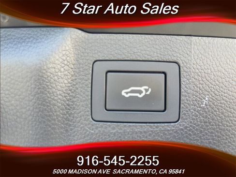 Used 2017 Hyundai Santa Fe Limited image 26