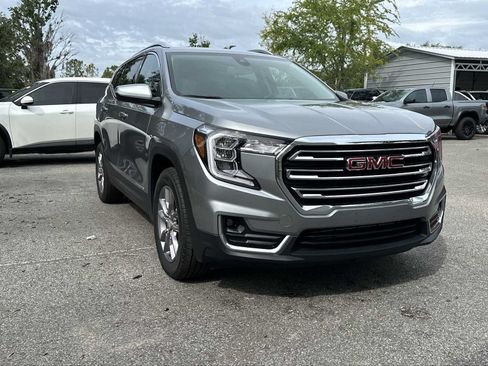 Certified 2024 GMC Terrain SLT AWD/4WD image 8