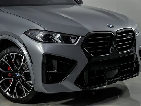 Used 2025 BMW X5 M Competition w/ Executive Package AWD/4WD image 2