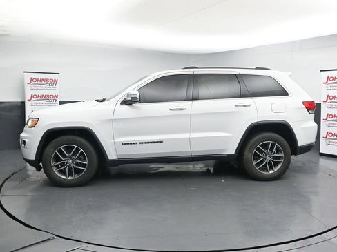 Used 2017 Jeep Grand Cherokee Limited AWD/4WD image 5