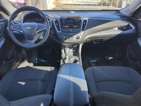 Used 2024 Chevrolet Malibu LT image 21