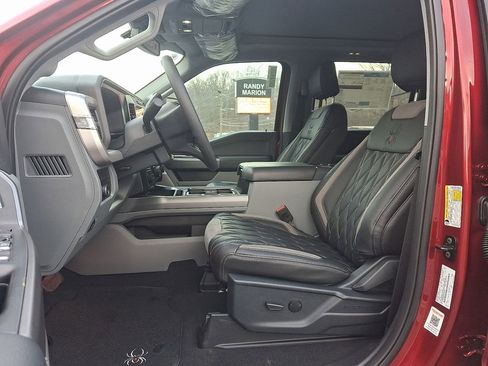 New 2026 Ford F250 XLT w/ XLT Premium Package AWD/4WD image 6