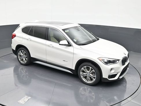 Used 2017 BMW X1 xDrive28i image 18