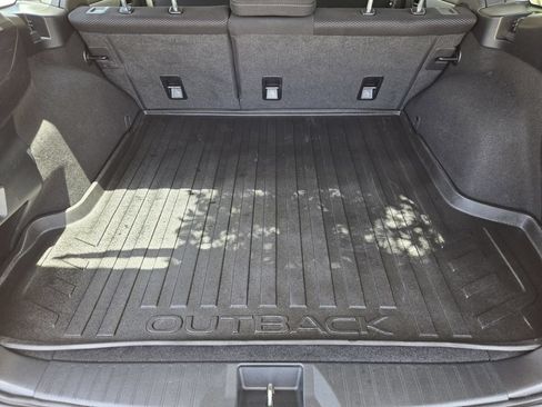Used 2019 Subaru Outback 2.5i AWD/4WD image 26