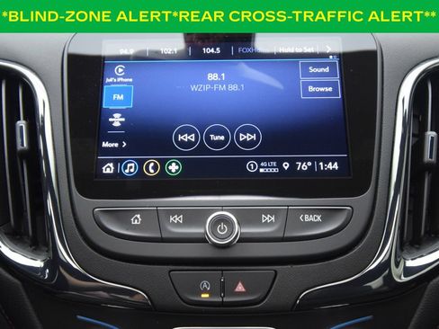 Used 2023 Chevrolet Equinox RS w/ RS Leather Package AWD/4WD image 16