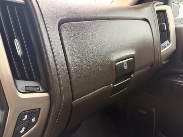 Used 2016 GMC Sierra 2500 Denali w/ Duramax Plus Package AWD/4WD image 22
