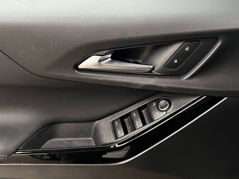 New 2026 Chevrolet Equinox LT AWD/4WD image 12