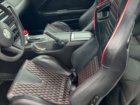 Used 2010 Ford Mustang GT image 35