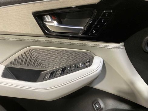 Used 2023 Acura MDX SH-AWD w/ Advance Package image 23