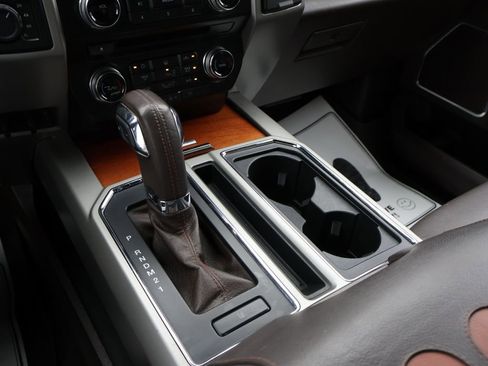 Used 2017 Ford F150 King Ranch w/ Equipment Group 601A Luxury image 38