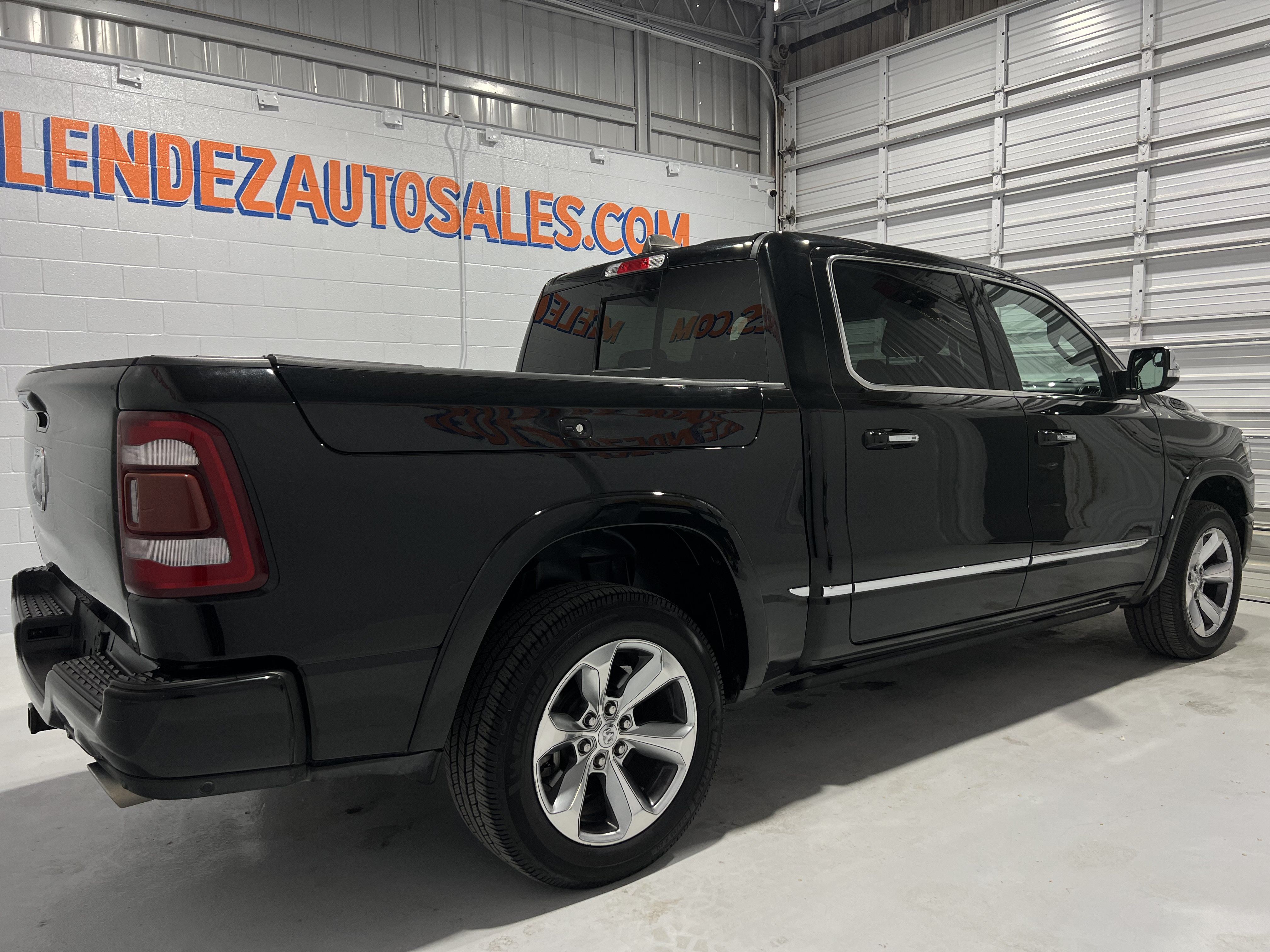 Used 2019 RAM 1500 Limited AWD/4WD image 5