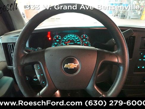 Used 2015 Chevrolet Express 3500 Extended image 11