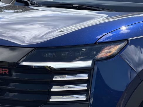 New 2026 Nissan Kicks SR image 11