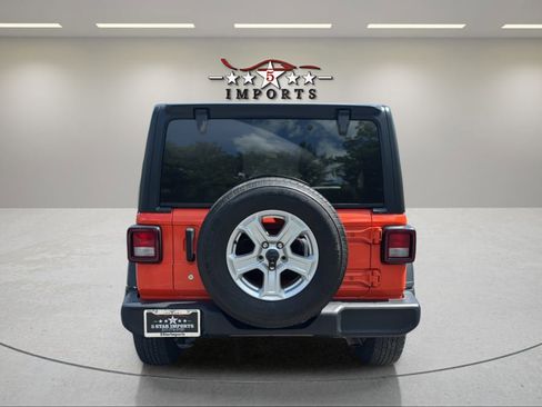 Used 2019 Jeep Wrangler Unlimited Sport S AWD/4WD image 4