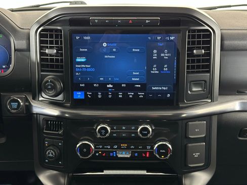 Used 2024 Ford F150 Lariat image 16