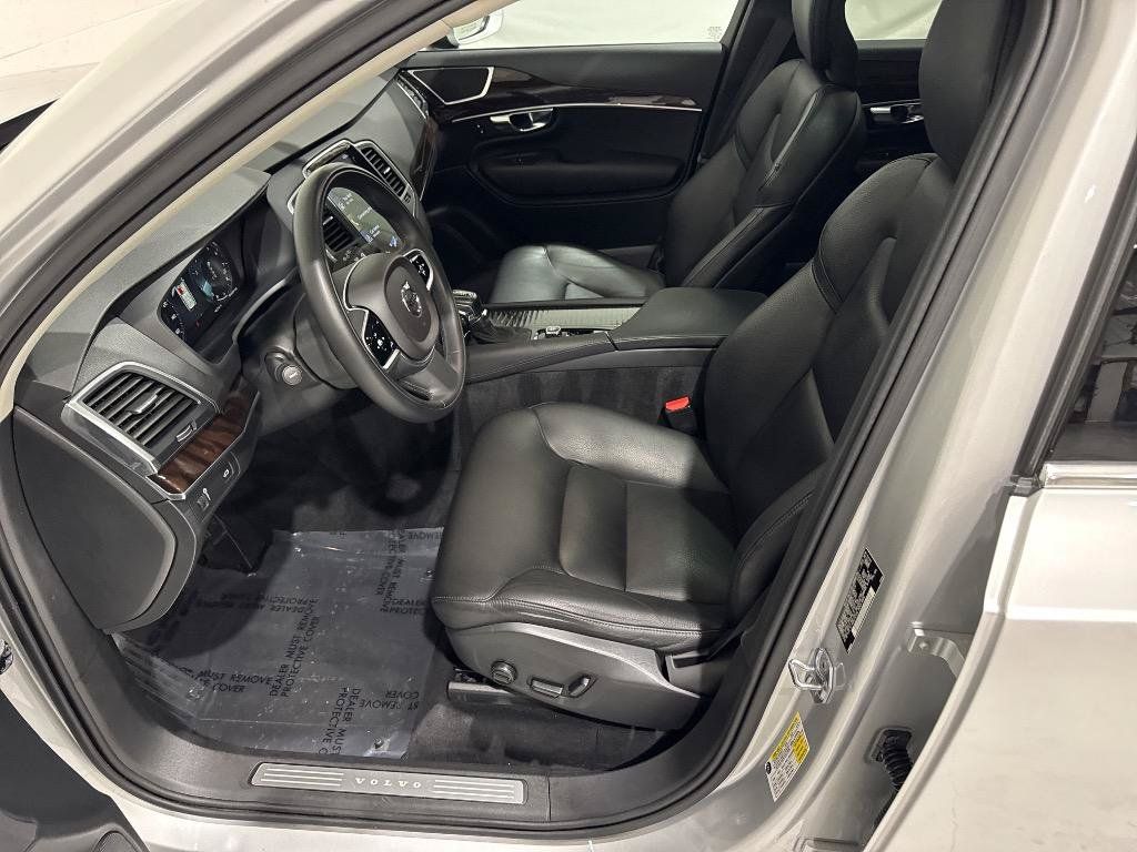 Used 2019 Volvo XC90 T6 Momentum w/ Protection Package AWD/4WD image 37