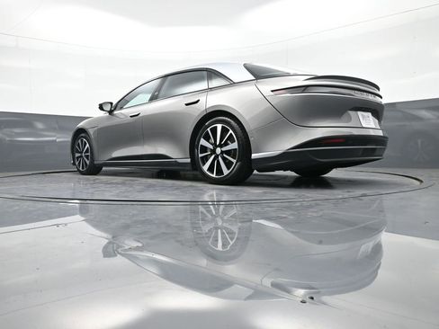 Used 2023 Lucid Air Touring image 37