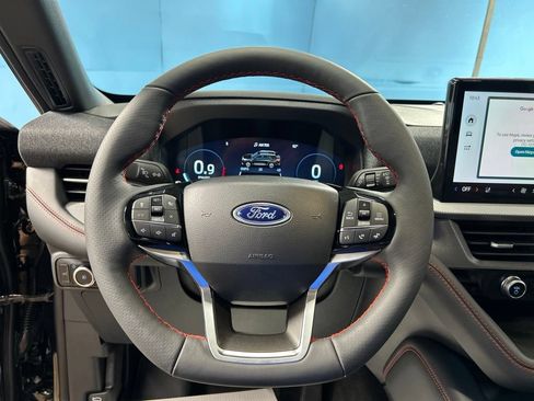 New 2026 Ford Explorer ST-Line w/ ST-Line Street Pack AWD/4WD image 18