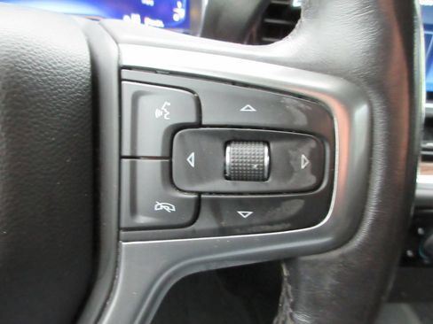 Certified 2022 Chevrolet Silverado 1500 RST AWD/4WD image 28