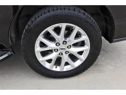 Used 2021 Ford Expedition XLT RWD image 30