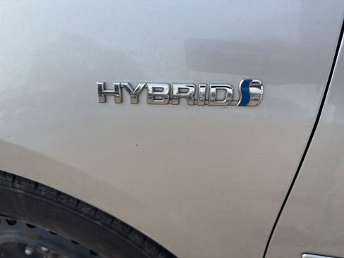 Used 2013 Toyota Camry LE image 11